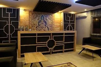 Hotel Paradise Airport