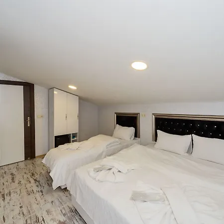 Paradise Airport Hotel